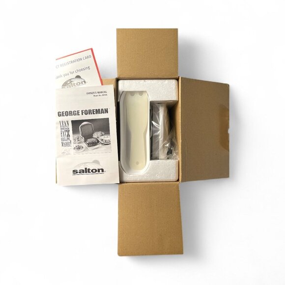 George Foreman Lean Mean Fat-Reducing Grilling Machine GR10AWHT – New Old Stock - Picture 2 of 4